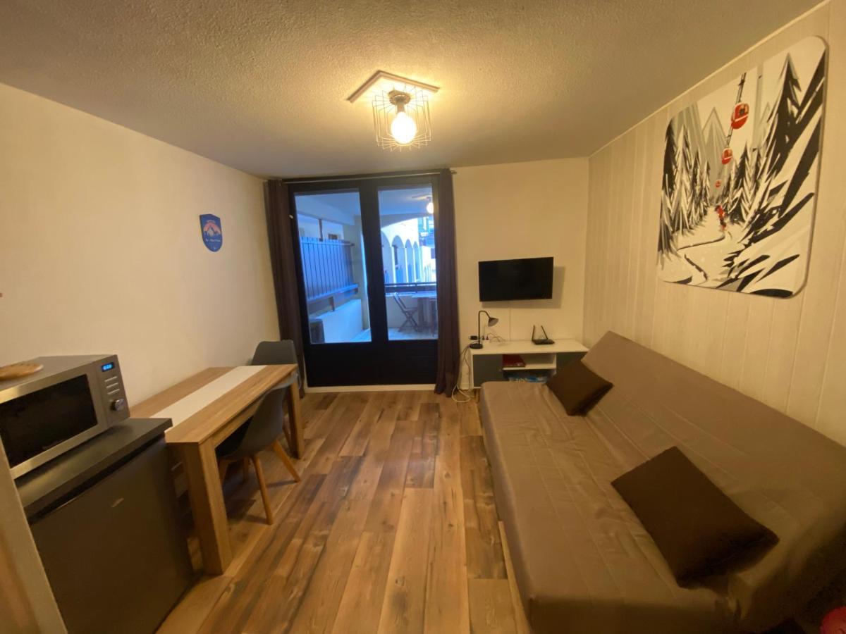 Poutran 2, Studio 4 Personnes Au Pied Des Pistes Avec Grande Terrasse オーズ エクステリア 写真